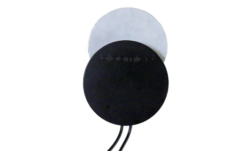 Compact antenna for discreet installs